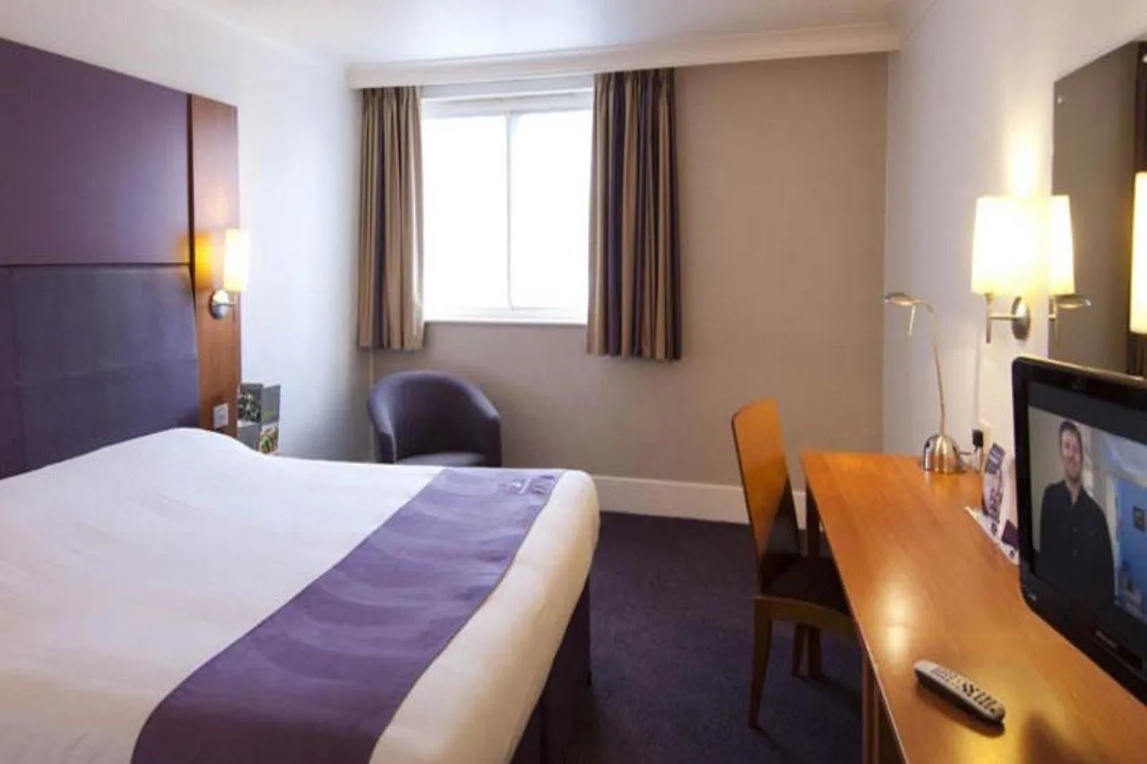 *** Hotel Premier Inn Chester City Centre United Kingdom